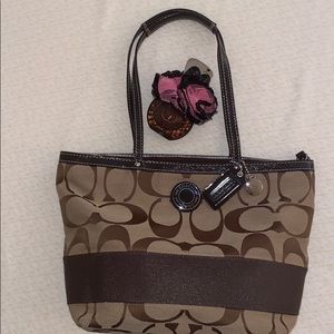 COACH...SOLD🍾🍾